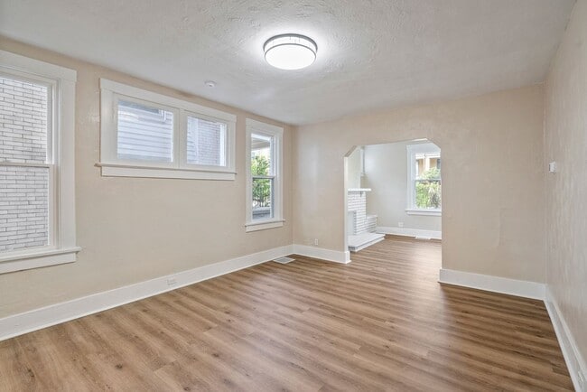 Photo - 1680 Potomac Ave Unit 1