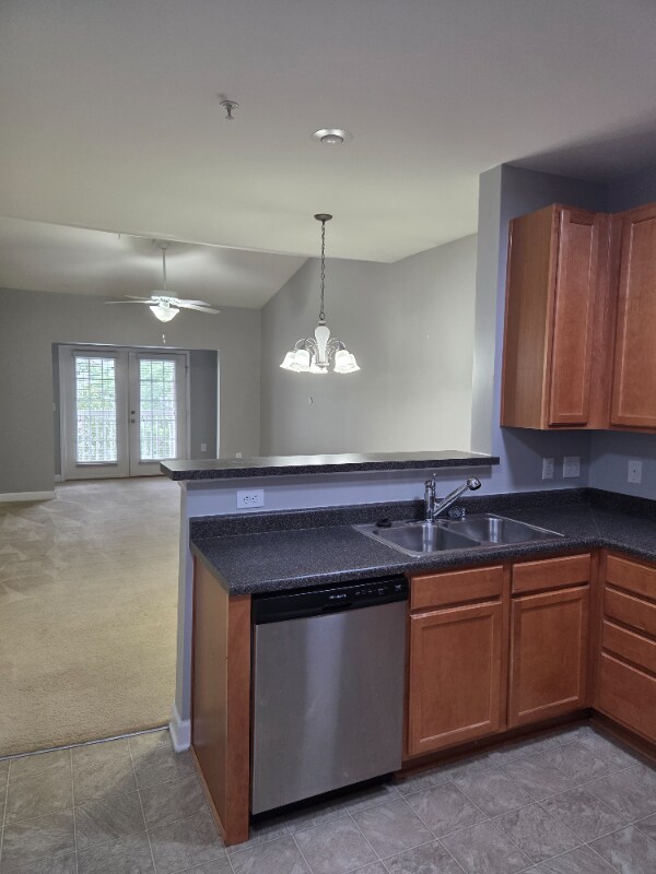 Photo - 923 Windcastle Ln Unit 311