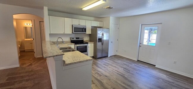 Photo - 2135 19th Ave SW