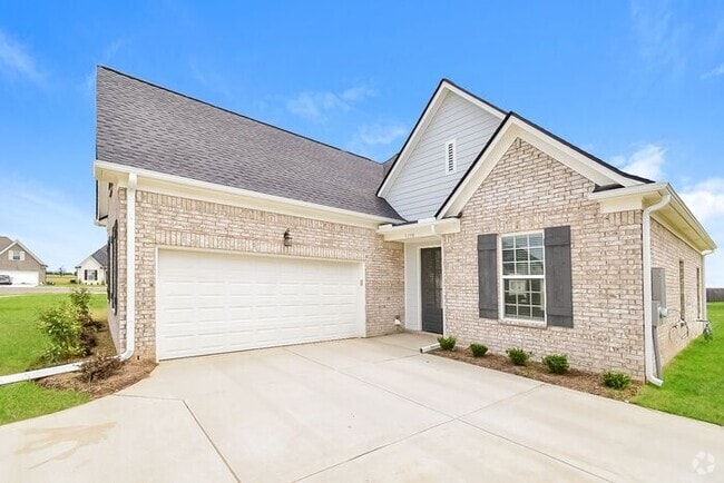 Building Photo - Now Leasing a 4-bedroom 2.5 bath home in W...