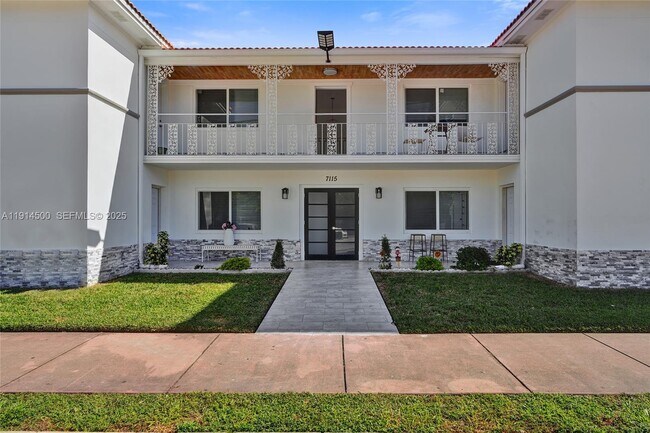 Building Photo - 7115 Rue Granville Unit C