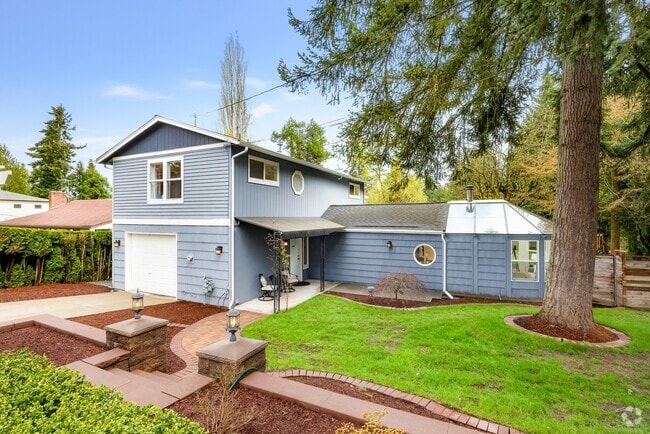 Building Photo - 7822 132nd Ave NE Rental