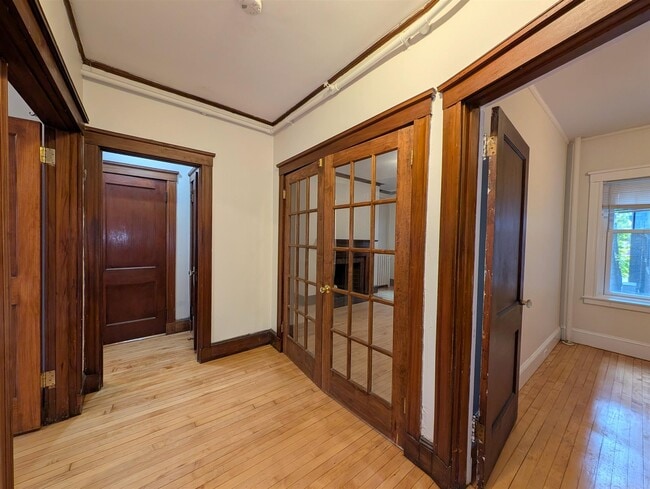 Photo - 10 Humboldt St Unit 2