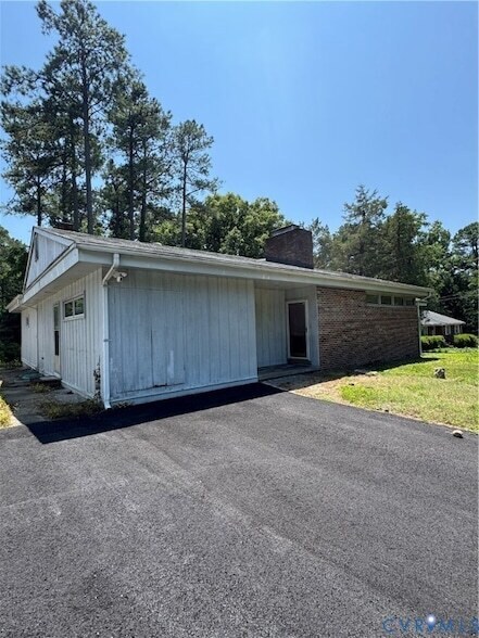 10309 Wycliff Rd