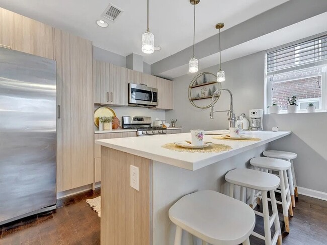 Photo - 1346 Nicholson St NW Unit #102