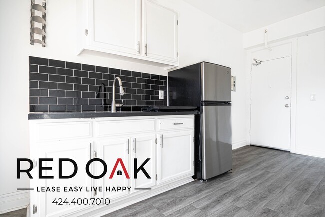 Photo - 744 Beacon Ave Unidad 206