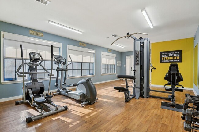 forest-ridge-apartments-denton-tx-fitness-center-elliptical