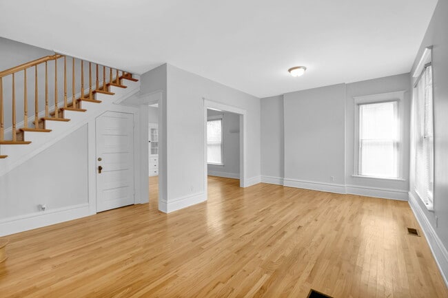 Photo - 1036 S Race St