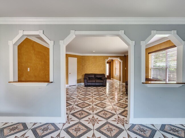 Photo - 13119 Lindenloch Ln