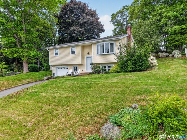 Photo - 73 Warren Ave