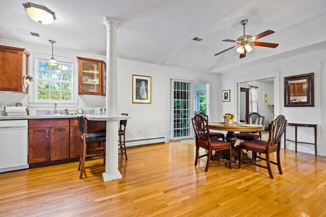 Photo - 66 Mann Lot Rd Unit R