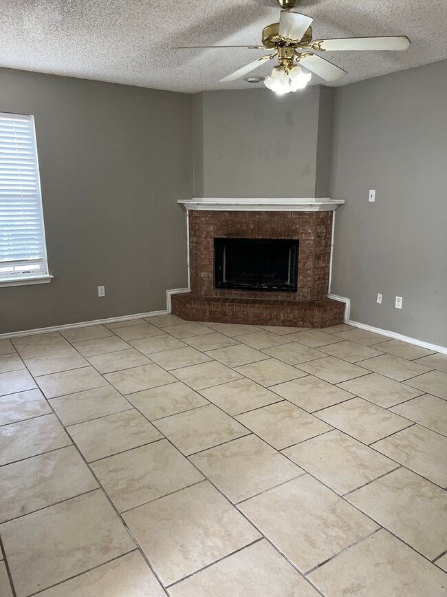 Photo - Available Now - Frenship District!