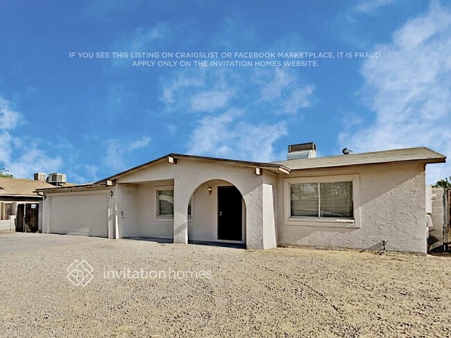 Building Photo - 7016 W Wilshire Dr