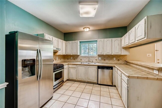 Photo - Great Home Corner Lot With Pool!