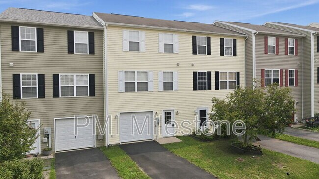 Photo - 75 Foal Ln