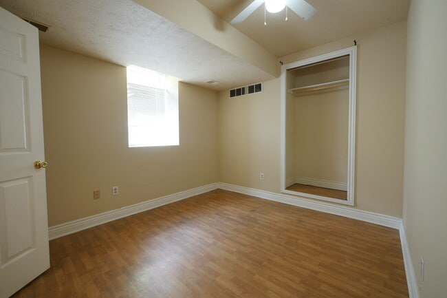 Bedroom views East - 229 W Walnut St Unit 1