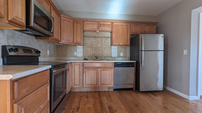 Building Photo - 3950 Walnut St Unit 2N Rental