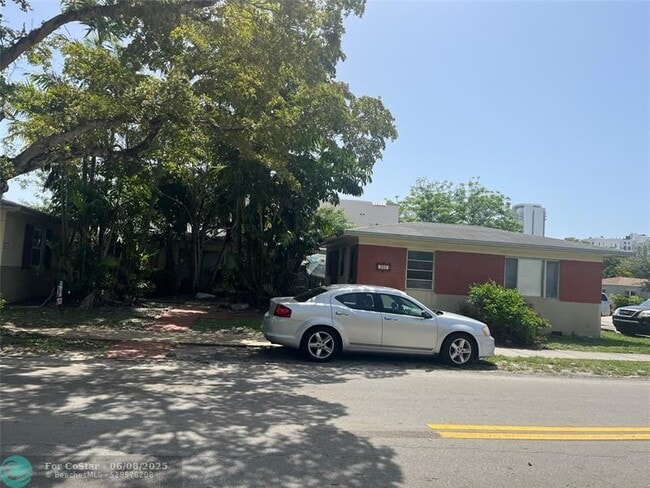 Photo - 505 N 20th Ave Apartment Unit 9