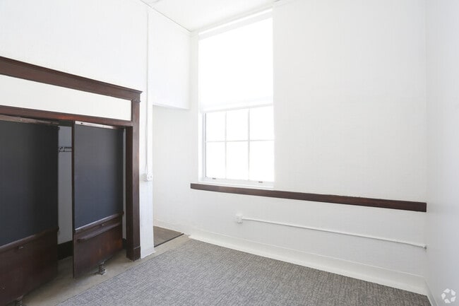 Photo - 801 N Broadway St Unidad 109