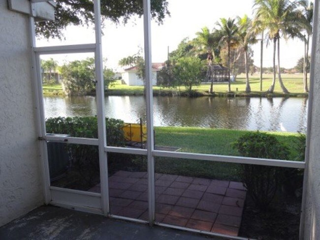 Photo - 289 Duval Ct