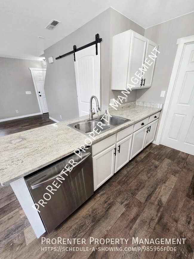 Photo - 1984 N 2125 W