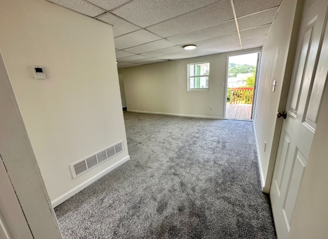 Photo - 136-38 S Nicholas St