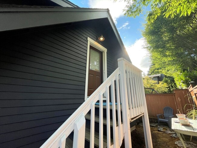 Photo - Furnished ADU in Multnomah Village on Quie...