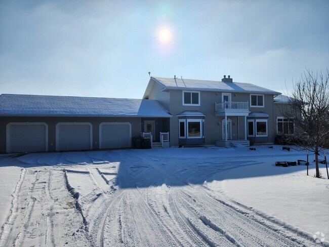 Building Photo - 8459 Burr Oak Loop Rental