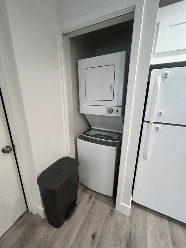 Washer & Dryer Included