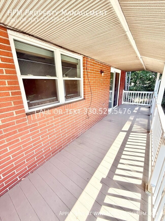 Photo - 8983 Beatty St NW