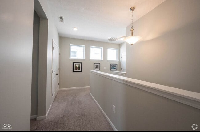 Building Photo - 1099 Valentine Ln Rental