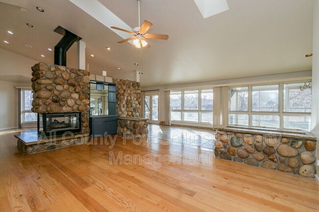 Photo - 1913 Wallenberg Dr