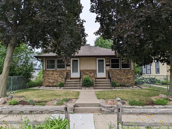 Photo - 3836 Snelling Ave Casa