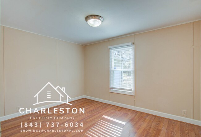 Photo - 756 Seaman Ln