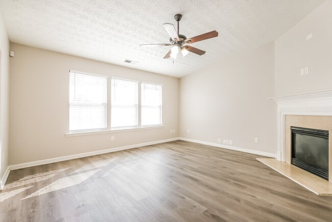 Photo - 238 Silver Arrow Cir