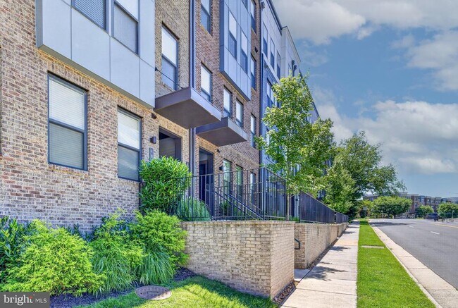 4053 Legato Rd Unit 80