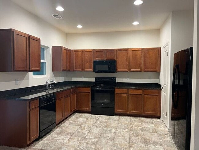 Photo - Available NOW- Lovely 2 Bedroom 2.5 Bath T...