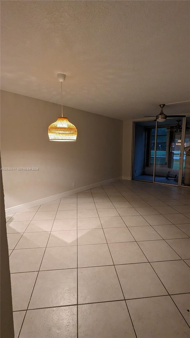 9460 Tangerine Pl Unit 101