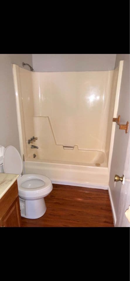 Photo - 210 Elm St