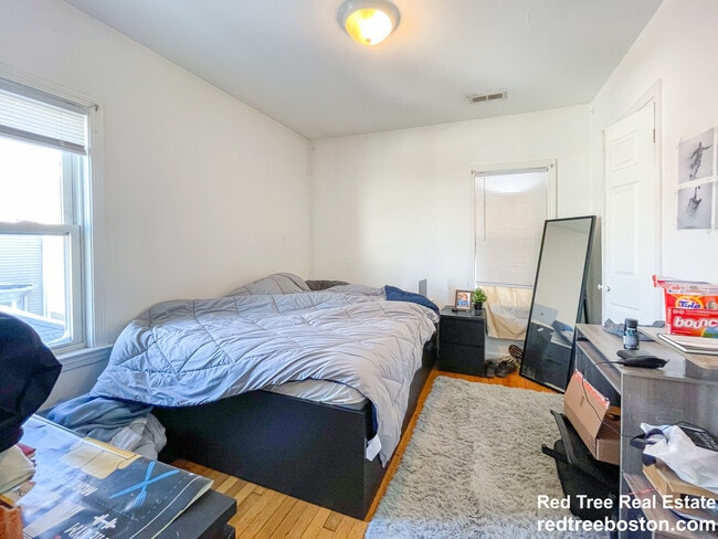 Photo - 28 Linden St Unidad 1