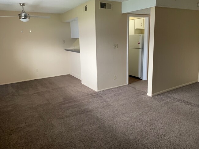 Photo - Cambridge at River Oaks