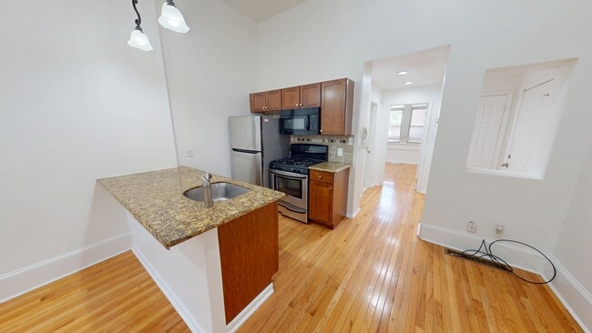 Photo - 327 S 12th St Unit 100
