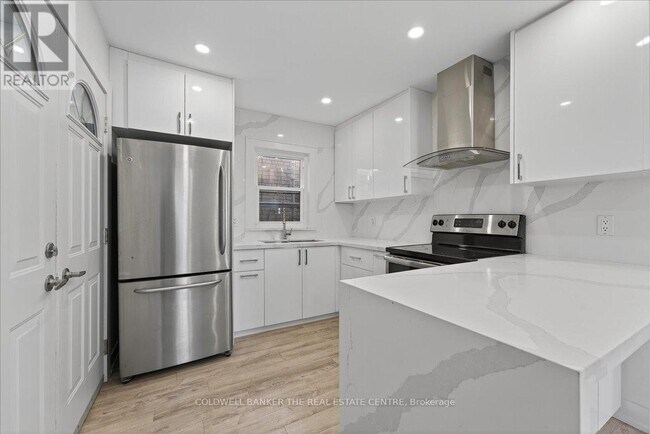 Photo - 693 Mt Pleasant Rd