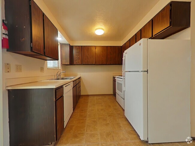 Building Photo - Townhouse ~ South Corvallis Unit 2479 SW Pickford #C