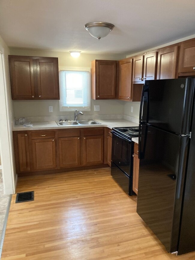 Photo - Nedrow remodeled 2 Bed ranch