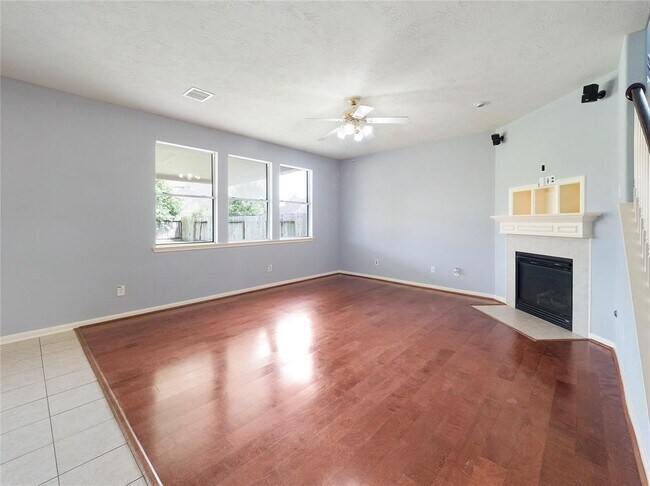 Photo - 615 Arbor Green Ln