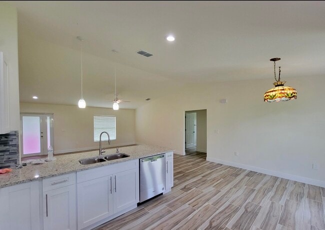 Photo - 1872 Tulane Ave SE