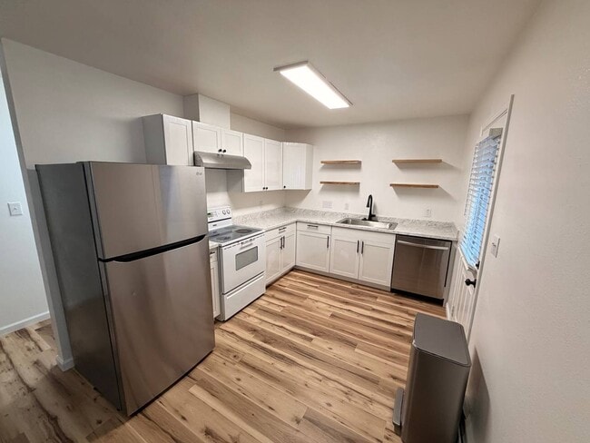 Photo - 2000 Blueberry St Unit 2000