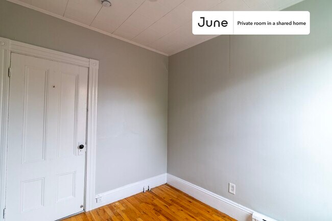 Photo - Room in Shared 4 bed/1 bath home Unit A