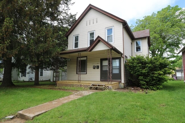 Building Photo - 421 S Garfield Ave Unit 421 1/2 Rental